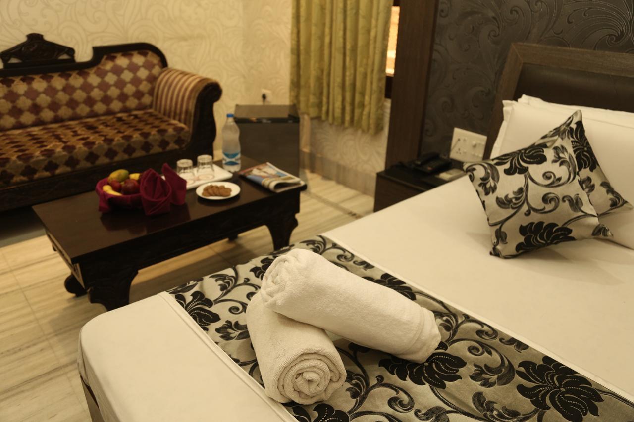 Hotel New Golden Palace Phalodi  Экстерьер фото