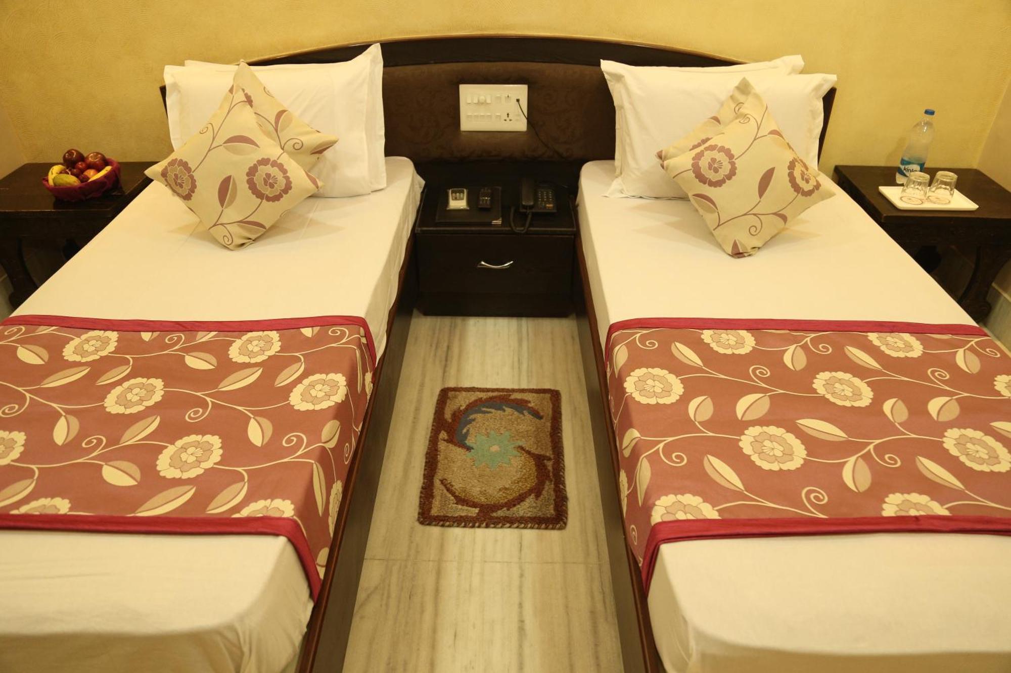 Hotel New Golden Palace Phalodi  Экстерьер фото