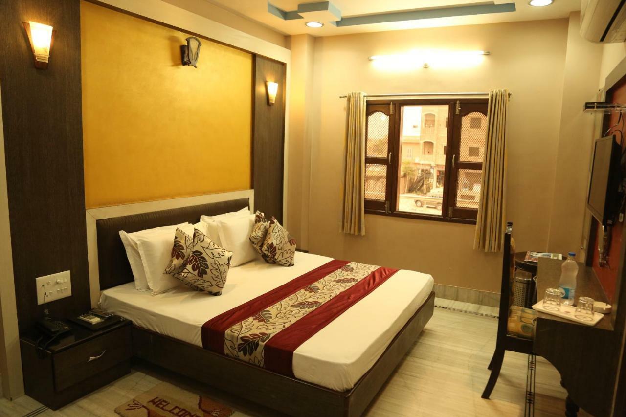 Hotel New Golden Palace Phalodi  Экстерьер фото